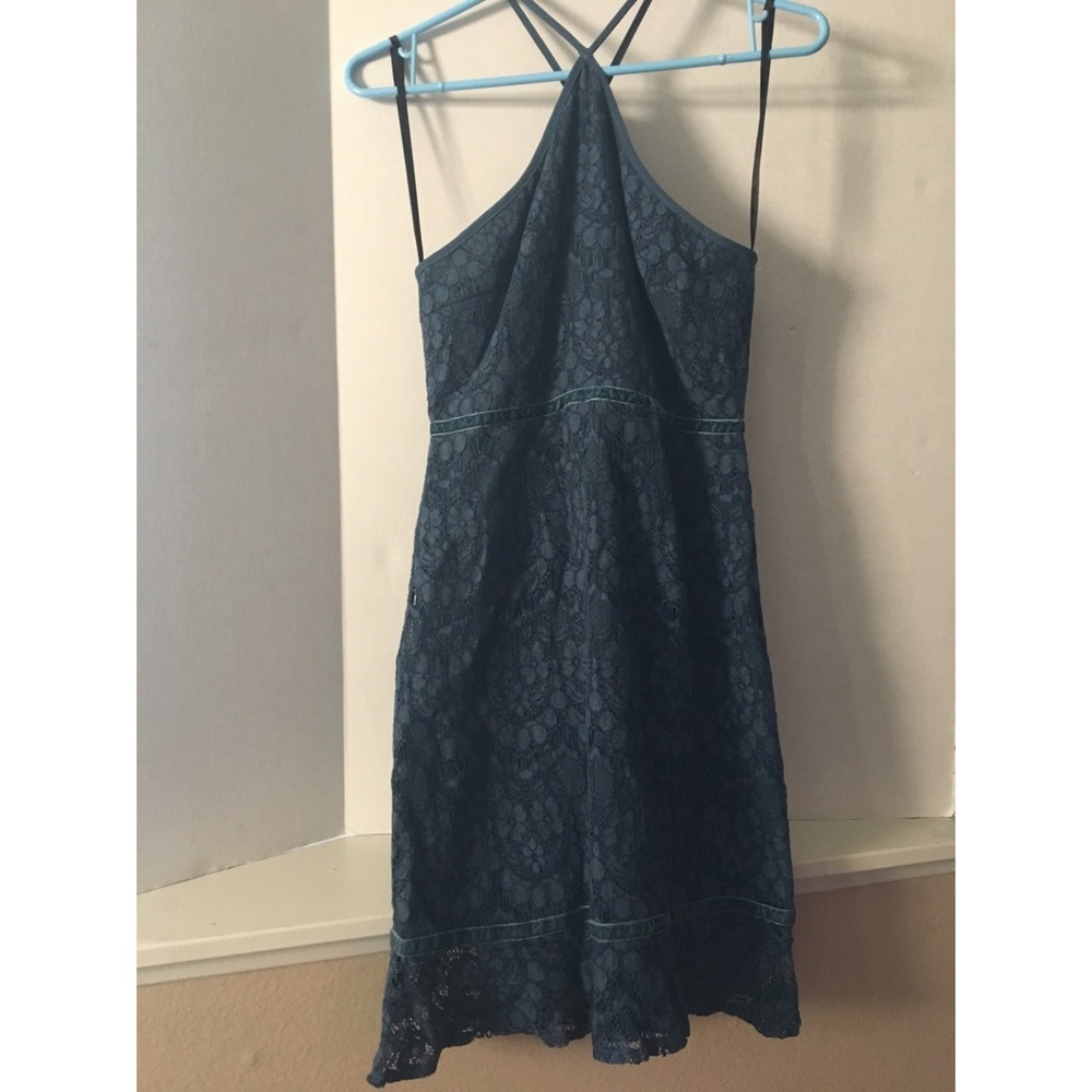 NWOT Chelsea 28 teal lace dress